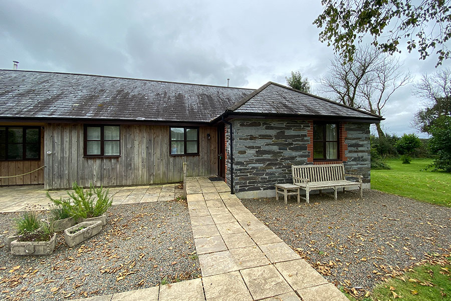 long barn holiday cottages