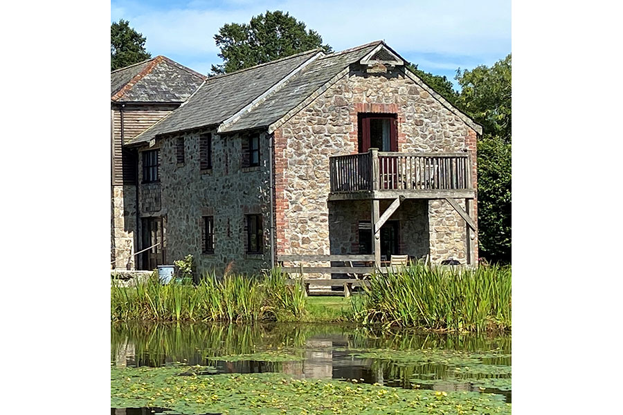 holiday cottages with fishing in cornwall