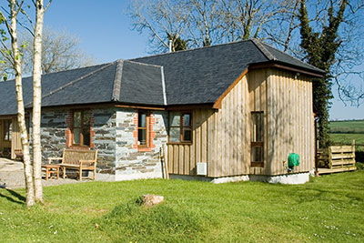hawthorn holiday cottage - 4 bedrooms, sleeps 8 + cot